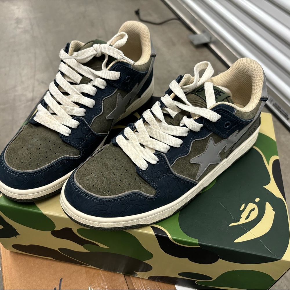 Mens A Bathing Ape Navy sk8-sta shoe Size 9